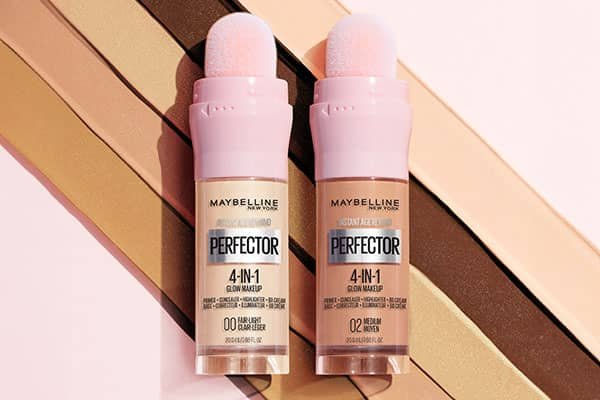 Instant Perfector 4-in-1 Glow Foundation